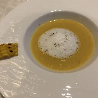 スープも素材そのもので濃くて美味しいです