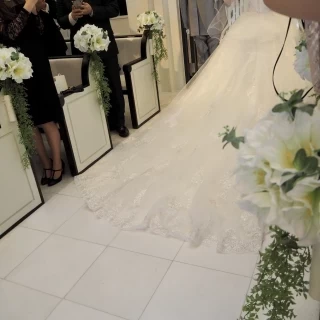 ドレスが綺麗に見えます