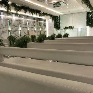 白で清潔感もあります。