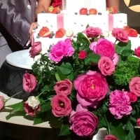 大きな生ケーキは見応えがあった。
