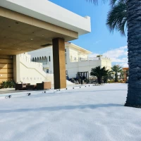 白い砂浜