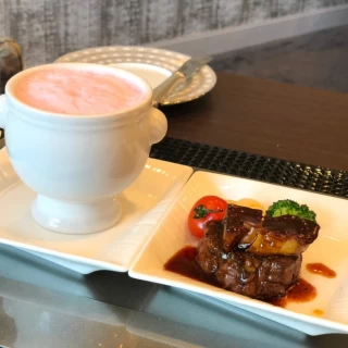試食付きフェアでいただいたメインとスープ