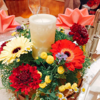 ゲストテーブルの会場装花です。