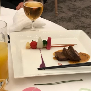 お肉料理