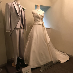 提携のドレス屋さんの衣装が館内に展示されていました|526577さんの日比谷 松本楼の写真(750271)