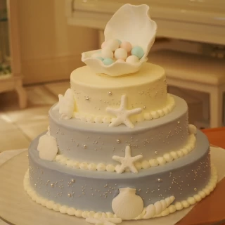 結婚披露宴のイメージぴったりのウエディングケーキ