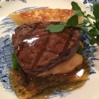 牛フィレ肉の網焼き