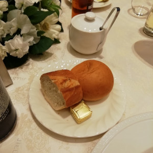 パンは2種でした|527472さんのホテルガーデンパレス@GARDEN（営業終了）の写真(983291)