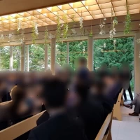 全面ガラス張りです。