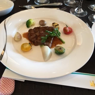 お肉料理