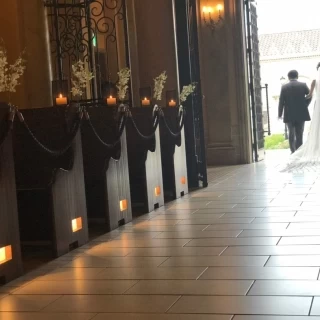 外光が差し込む大聖堂