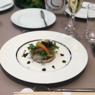 盛り付けもオシャレで見て楽しめる料理でした