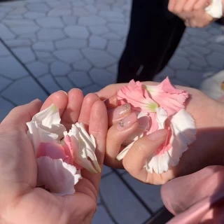 フラワーシャワー