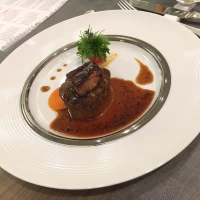 お肉料理