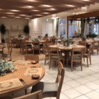 全体的にウッドでまとめてあり、優しい空間です！