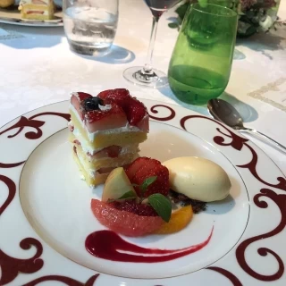 ウエディングケーキ