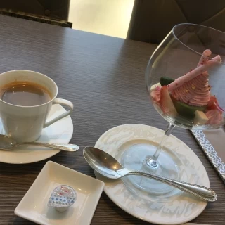 試食したデザート