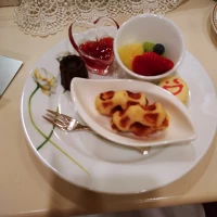 当日、控え室でメイク中にいただいた軽食
