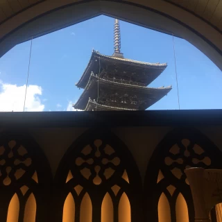 チャペルから見える八坂の塔です。