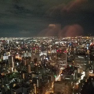 披露宴会場からの景色です。
夜景がとても綺麗でした。