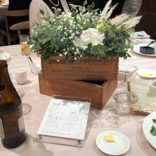 テーブルのお花。シンプルで可愛い