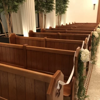 挙式会場。ゲスト席。