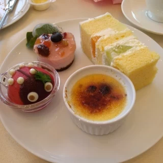 デザートビッフェ