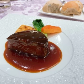 メインの牛フィレ肉
