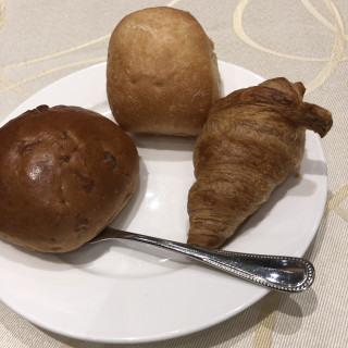 パンは食べ放題だそうです。