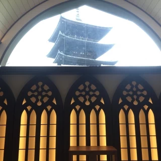 挙式会場から八坂の塔が見えます