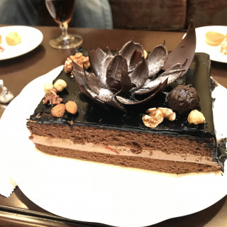 アフターイートでウエディングケーキもゆっくり食べられる♡