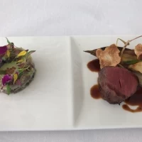 お魚もお肉も試食で出してくれる豪華さ