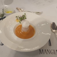 お魚とお肉両方いただきましたがどちらも美味しかったです。