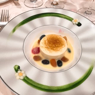 デザート。初めて食べるお味でしたが、とっても美味しかったです