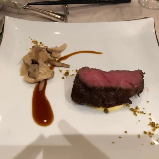 メインディッシュ