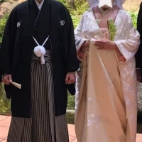 白無垢が生成色のため綿帽子の真っ白が目立ちました