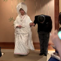 新婦入場