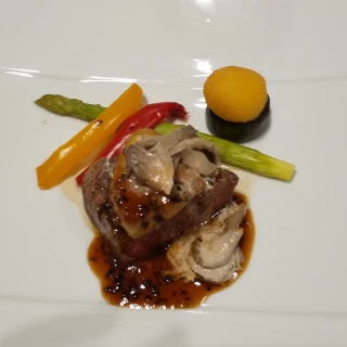 お肉料理