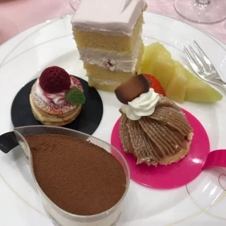 デザートビュッフェ