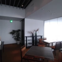 休憩スペース。参列者で小さいこどもがいれば、助かりそう。