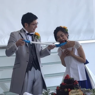 新郎新婦の好きなものを詰め込んだケーキ