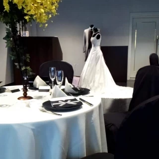 和モダンな結婚式ができます