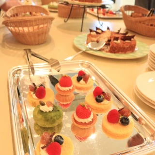 ケーキビュッフェはたくさんの人から大好評