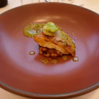魚料理。ノドグロのロースト。