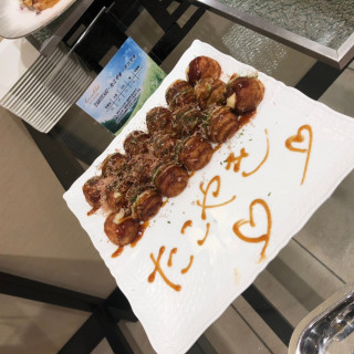 ウェルカムパーティーの料理です
種類がたくさんありました