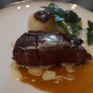お肉料理