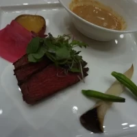 お肉料理