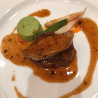 好評だった国産牛のグリエ