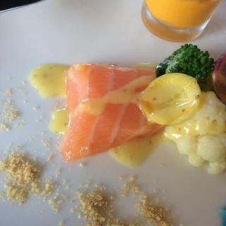 海が一望できる会場です