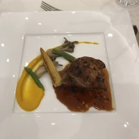 お肉料理
